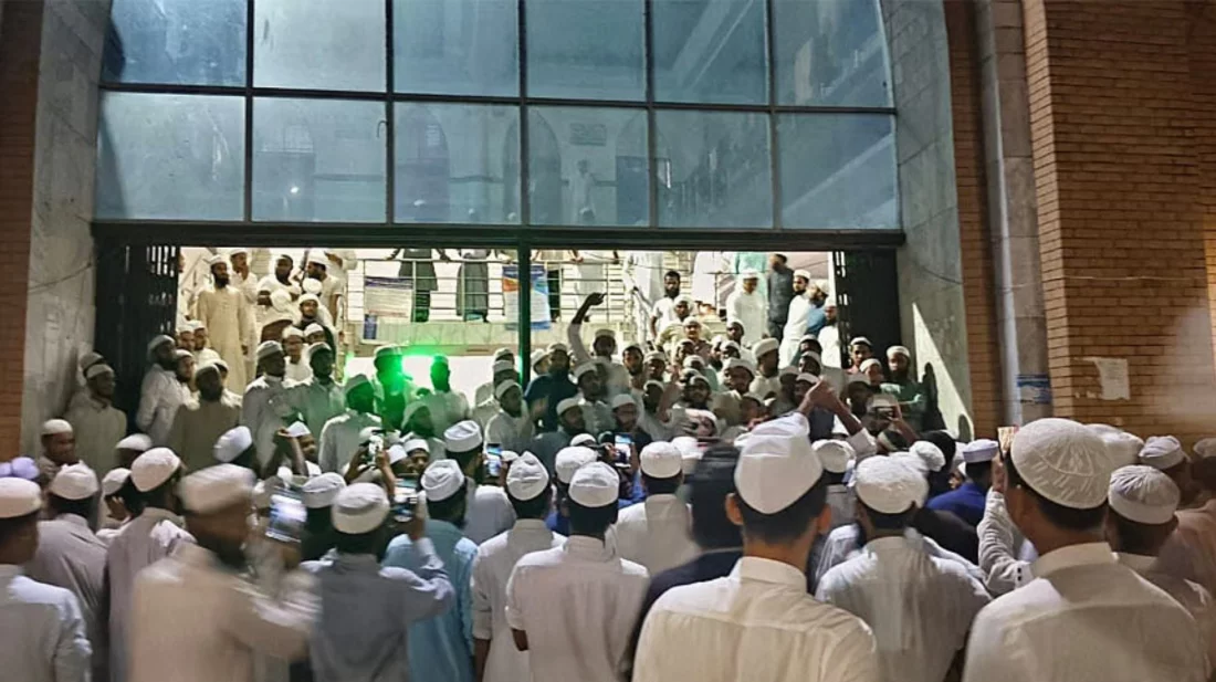 হাসনাত ক্ষমা না চাইলে এনসিপির কর্মসূচি প্রতিহতের হুঁশিয়ারি